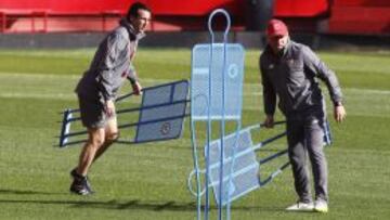 Emery: "Fuera de casa el problema somos nosotros"