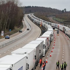 Cuatro camioneros de empresas españolas atrapados en Ucrania