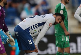 Zalaya corta la racha del Tenerife