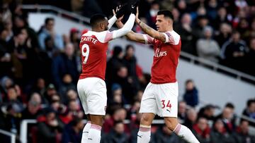 El Arsenal deshincha al United y es equipo de Champions