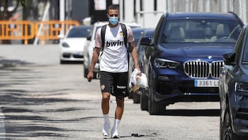 28/05/20 LLEGADA AL ENTRENAMIENTO DEL VALENCIA
VALENCIA CF
CIUDAD DEPORTIVA
ENTRENAMIENTO
PROTOCOLO COVID 19
RODRIGO MORENO