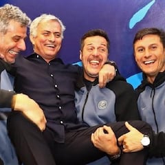 Mourinho vuelve con el Inter en medio de un caluroso homenaje