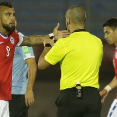 Los descargos de Bravo, Medel, Valdivia y Zamorano: "¿Pa' qué mie... está el VAR?"