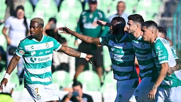 Lucas Di Yorio celebrates his goal 1-0 of Santos during the 6th round match between Santos and Mazatlan FC as part of the Liga BBVA MX, Torneo Clausura 2026 at TSM Corona Stadium, on February 15, 2026 in Torreon, Coahuila, Mexico.