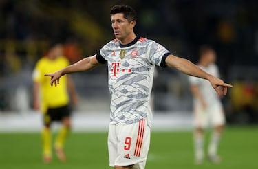 Bayern Munich put a price on Robert Lewandowski