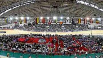 <b>EL ESCENARIO. </b>Panorámica del velódromo de Manchester.