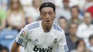 A Özil no le preocupa el dorsal.