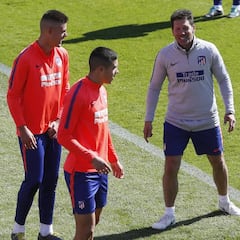 Problemas en el Atlético: Godín, con un edema, no se entrenó