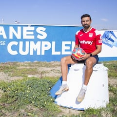 El Leganés renueva a Carlos Martínez, su otro técnico milagro