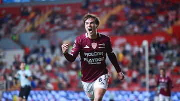 Agustin Palavecino celebrates goal 1-0 of Necaxa during the 15th round match between Necaxa and Santos as part of the Liga BBVA MX, Torneo Apertura 2025 at Victoria Stadium, on October 31, 2025 in Aguascalientes, Mexico.