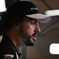 Alonso: “Creo a Dennis si dice que ganaremos tras Mercedes”