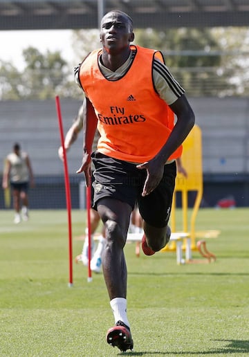 Mendy durante el entrenamiento. 