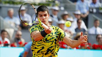 Consulta el horario y cómo y dónde ver el encuentro de semifinales del Mutua Madrid Open entre Carlos Alcaraz y Borna Coric. En AS, amplia cobertura.