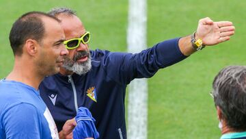 25/08/2021 CADIZ CF ENTRENAMIENTO SEMANAL ALVARO CERVERA CON JORGE CORDERO