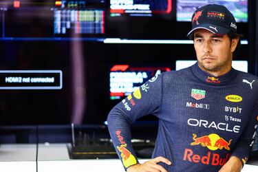 Los ‘dardos’ de Helmut Marko hacia Checo Pérez en el 2022