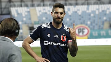 La U da un paso adelante en la renovación de Larrivey