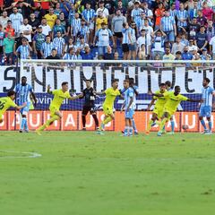 El nuevo Málaga de Mel mejora, tropieza y se pone colista