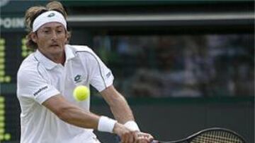 <b>A OCTAVOS.</b> Ferrero realizó un gran partido y apeó de Wimbledon al estadounidense James Blake.