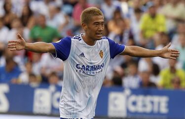 Sorprendió su fichaje por el Zaragoza la temporada anterior y está lejos del futbolista que en su momento brilló en Dortmund y Manchester United. Ha perdido mucho cartel del que tenía hace unos años.