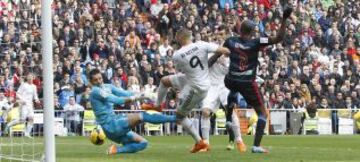 Gol anulado a Benzema.