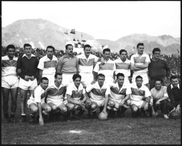 El 10 de agosto de 1938 se inauguró el Estadio Nemesio Camacho El Campín. Así se veía el estadio en la época del Dorado.