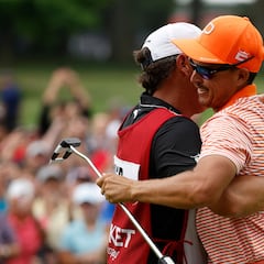 Rickie Fowler gana un título 1.610 días después