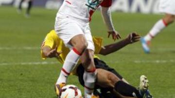 GRAVE LESIÓN. Momento en el que Falcao se rompió el ligamento cruzado de la rodilla el pasado 22 de enero en un partido de la Copa de la Liga.