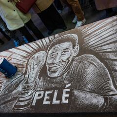 What is Pelé’s net worth?