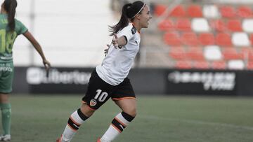 Mari Paz Vilas celebra un gol ante el Espanyol. 