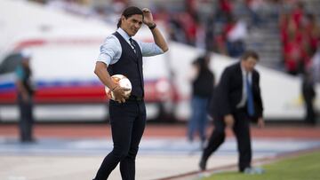 El timonel mexicano tiene una muy baja efectividad en el fútbol mexicano contando su estancia tanto en Pumas como Lobos.