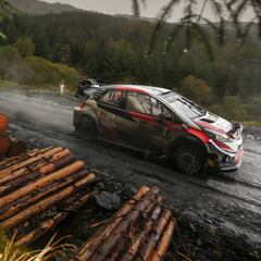 Ott Tanak gana en Gales y pone rumbo al título