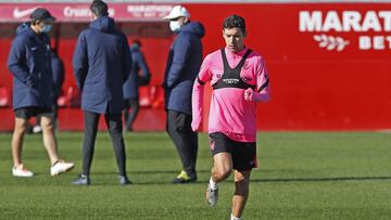 Navas, durante un entrenamiento del Sevilla.