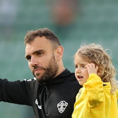 Verdú sufre una lesión parcial en el ligamento lateral interno de la rodilla derecha