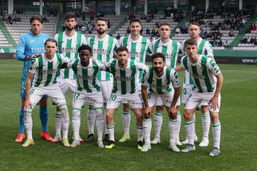 Aprobados y suspensos del Córdoba en Ferrol: Un “tiro combinado” para hacer historia