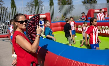 El D¨ªa de las Pe?as se cerr¨® con fiesta y alegr¨ªa rojiblanca