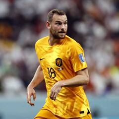 Janssen salió de la Liga MX para luchar por el Mundial con Países Bajos