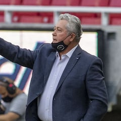 Víctor Manuel Vucetich está de regreso con Chivas