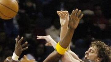 <strong>OTRA VICTORIA.</strong> Con solvencia, los Lakers cerraron una gran gira por el Este con triunfo y Charlotte. La combinación de Kobe y Gasol volvió a resultar demoledora.