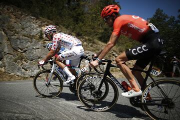 Benoit Cosnefroy y Ilnur Zakarin.