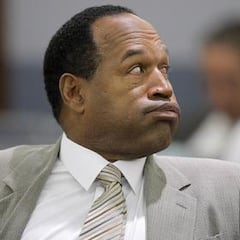 Simpson se vuelve a sentar en el banquillo