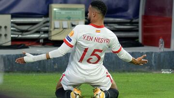 Sevilla&#039;s Moroccan forward Youssef En-Nesyri celebrates his second goal during the UEFA Champions League group E football match between Sevilla and Krasnodar at the Ramon Sanchez Pizjuan stadium in Seville, on November 4, 2020. (Photo by CRISTINA QUI