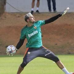 Cristian Rivero renueva hasta 2024