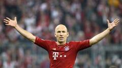 Robben y Mario Gómez, primeros descartes de Pep