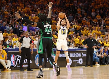 Curry failed to score a single three-pointer at Chase Center on Monday.