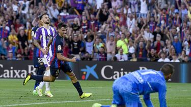 BARCELONA, SPAIN - AUGUST 28: Barcelona's Spanish midfielder Pedri celebrates his goal during the Spanish âLa Ligaâ match between FC Barcelona vs Real Valladolid at the Spotify Camp Nou stadium on August 24, 2022 in Barcelona, Spain. (Photo by Adria Puig/Anadolu Agency via Getty Images)