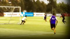 La asistencia de rabona de Barrios en la práctica alba