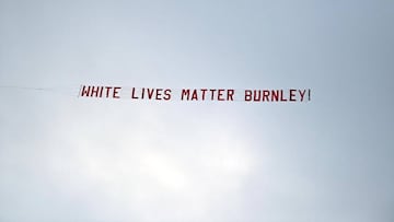 Suspenden los vuelos con pancarta tras el 'White Lives Matter' del City-Burnley