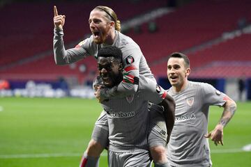 0-1. Iker Muniain celebró el primer gol.