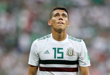 El posible XI con el que México se juega su boleto ante Suecia