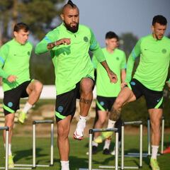 "Su determinación": el jugador del Sheriff que admira a Vidal